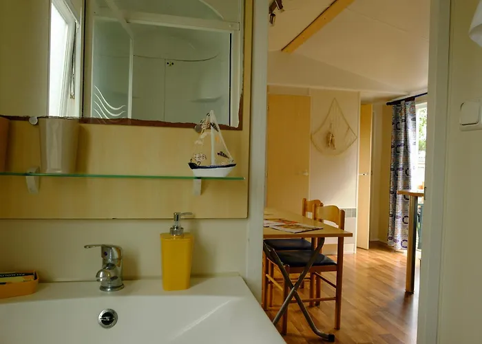 مكان تخييم Atlantic Shell *